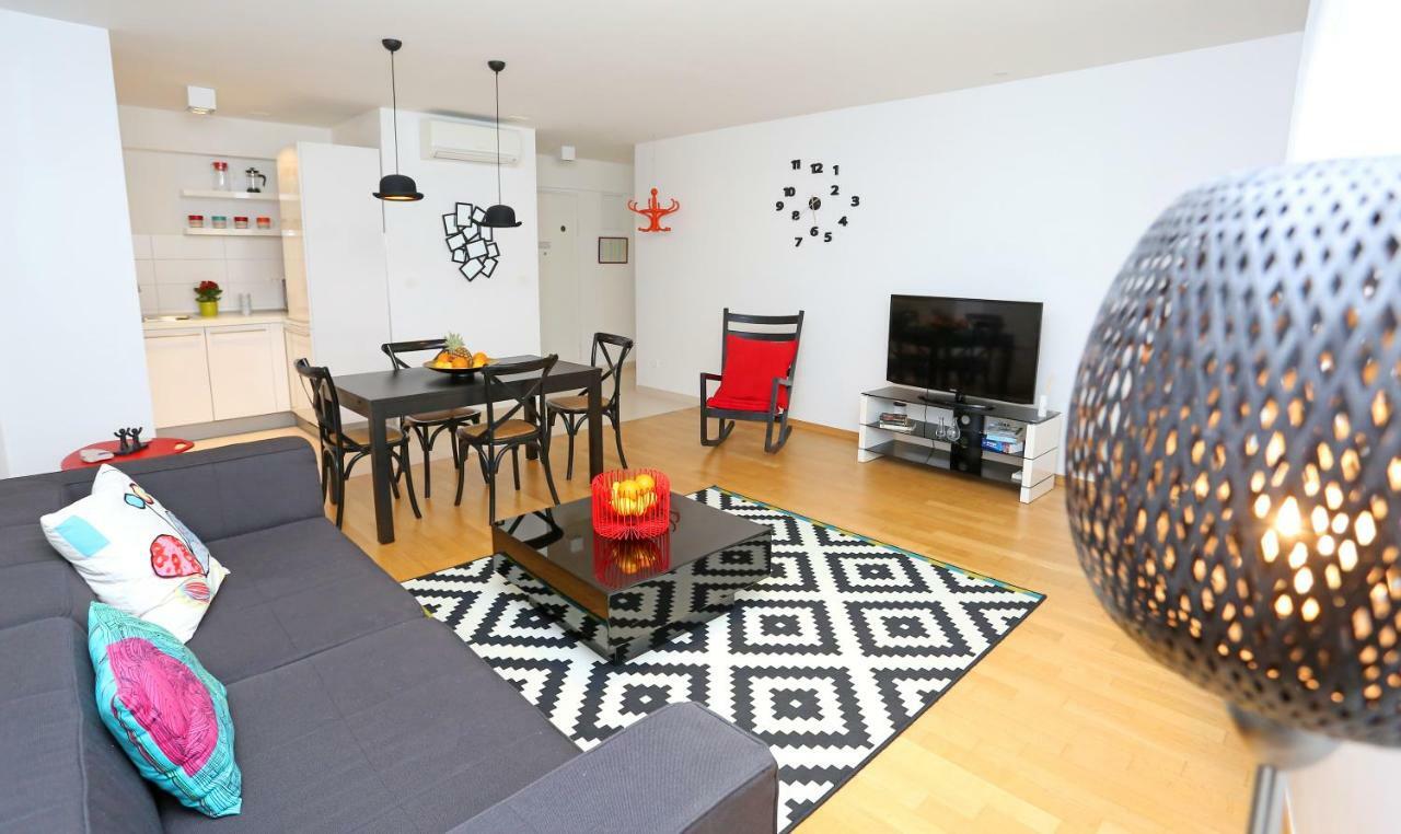 Luxury Apts Leone Split Centre Екстер'єр фото