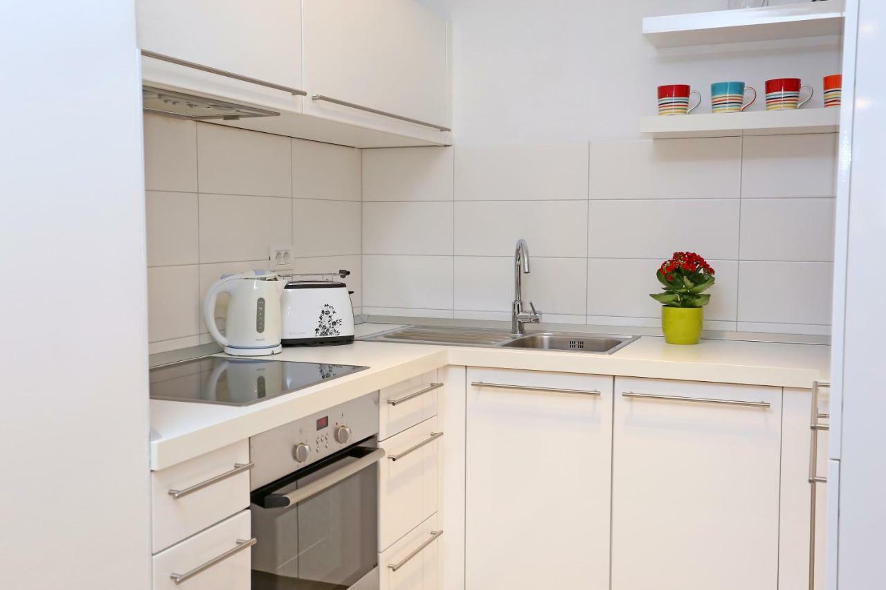 Luxury Apts Leone Split Centre Екстер'єр фото