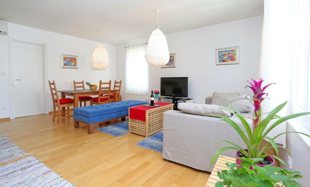 Luxury Apts Leone Split Centre Екстер'єр фото