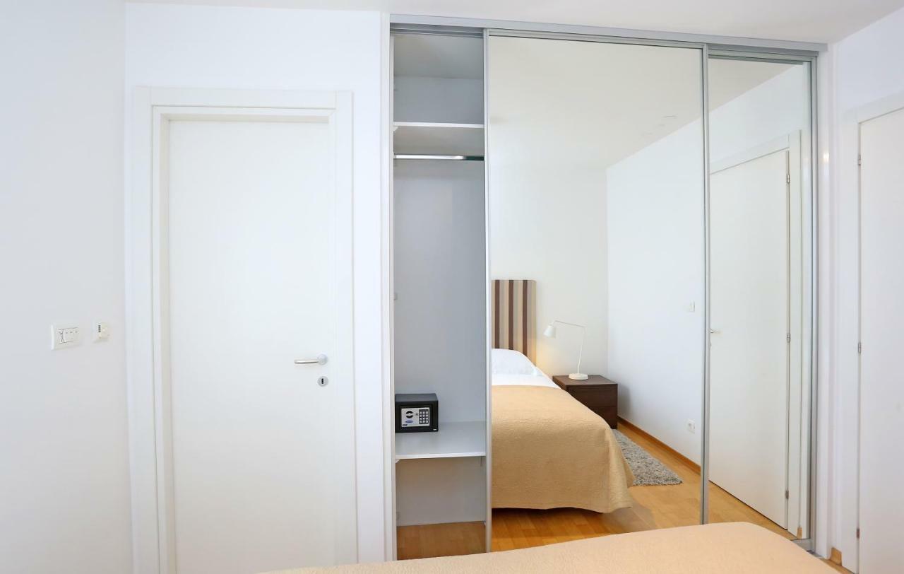 Luxury Apts Leone Split Centre Екстер'єр фото