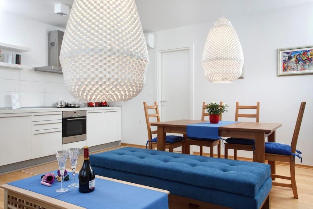Luxury Apts Leone Split Centre Екстер'єр фото